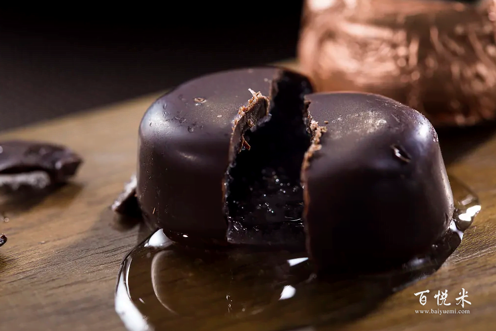 酒心巧克力是什么？烘焙酒心巧克力的要领你知道多少呢？